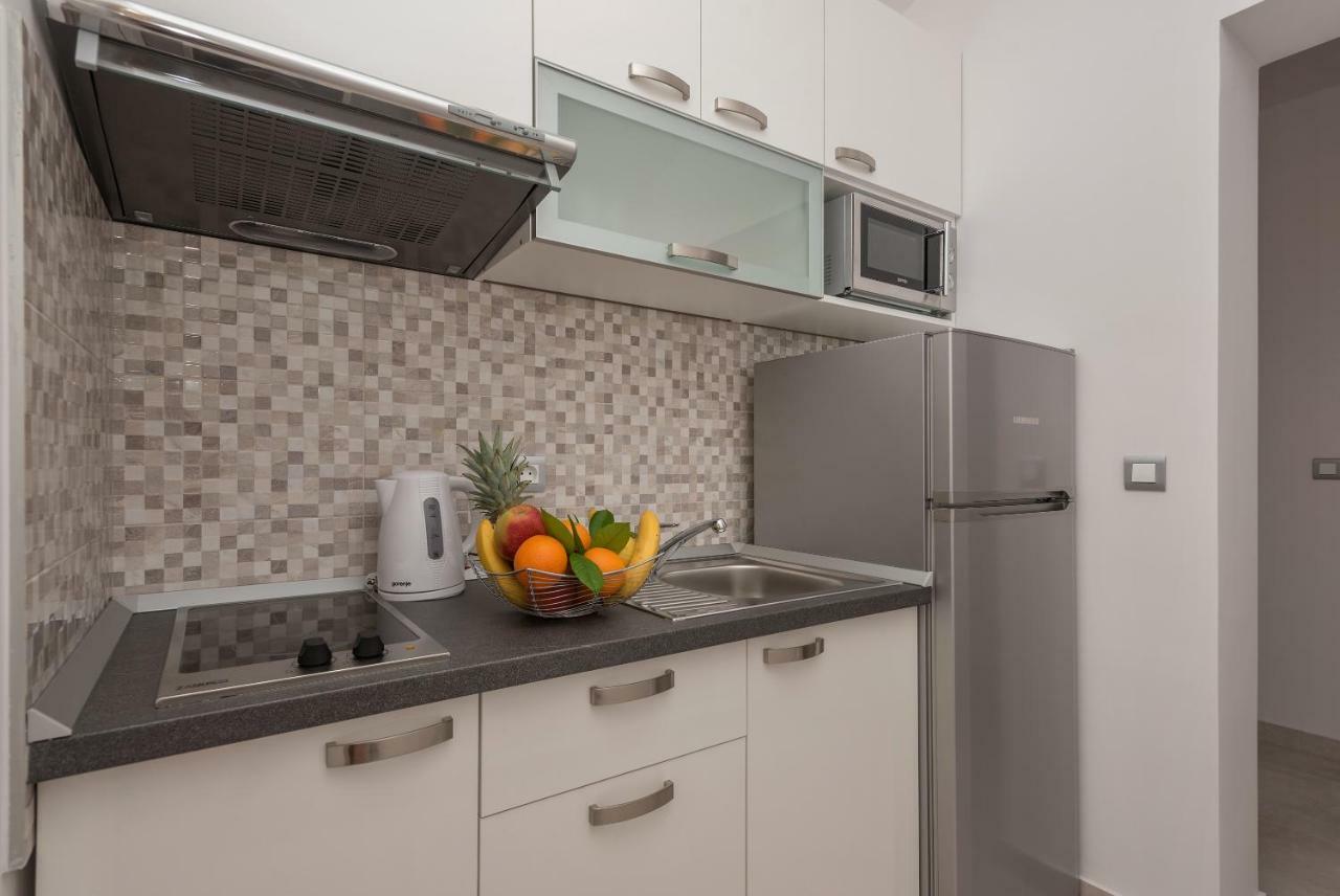 Apartmani Vujcic Makarska Zewnętrze zdjęcie