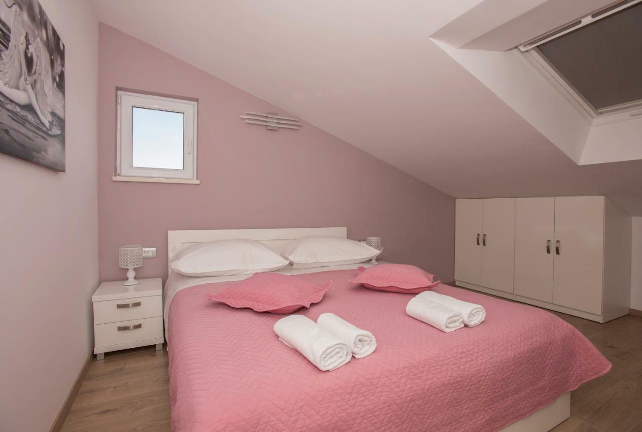 Apartmani Vujcic Makarska Zewnętrze zdjęcie